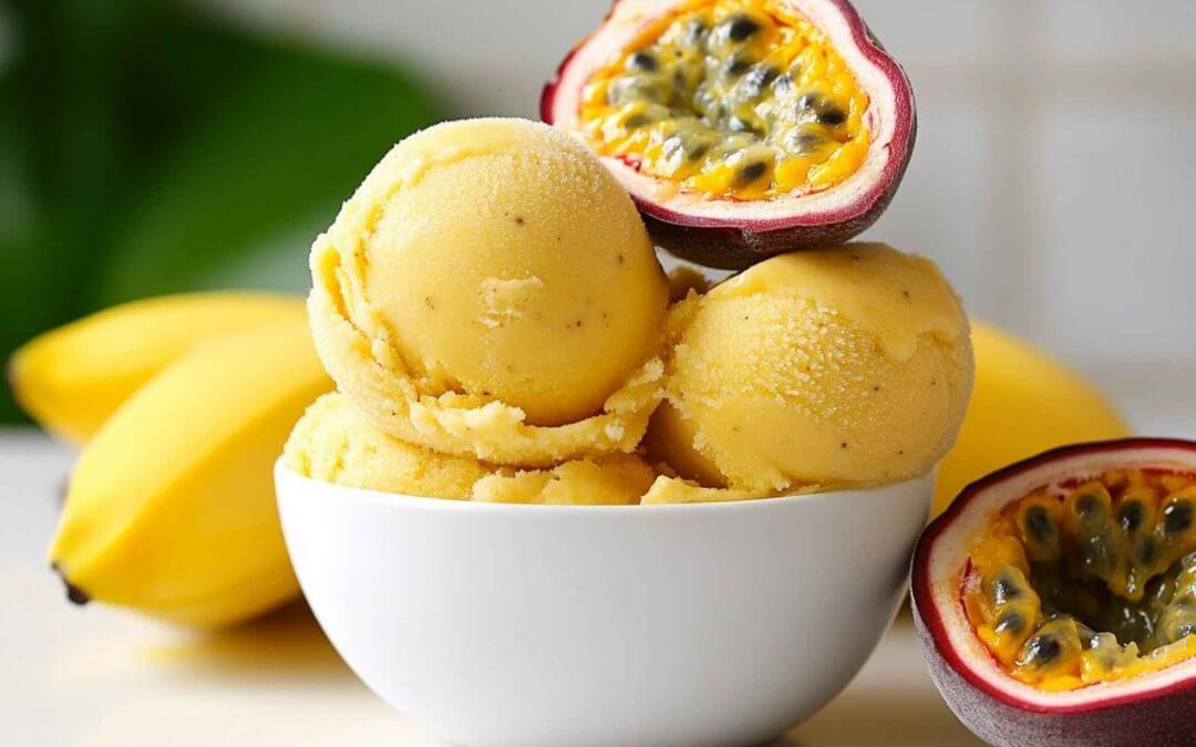 Sorvete de passa por banana com o ninja creme
