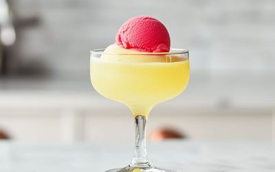 Limoncello e gelato fatto in casa a Ninja Creami: un tocco di lemony per una freschezza digestiva